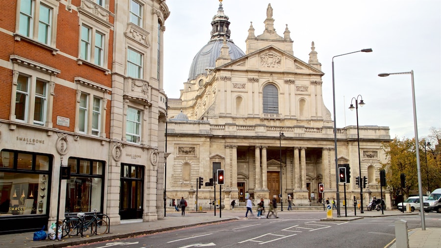 Brompton Oratory showing heritage architecture