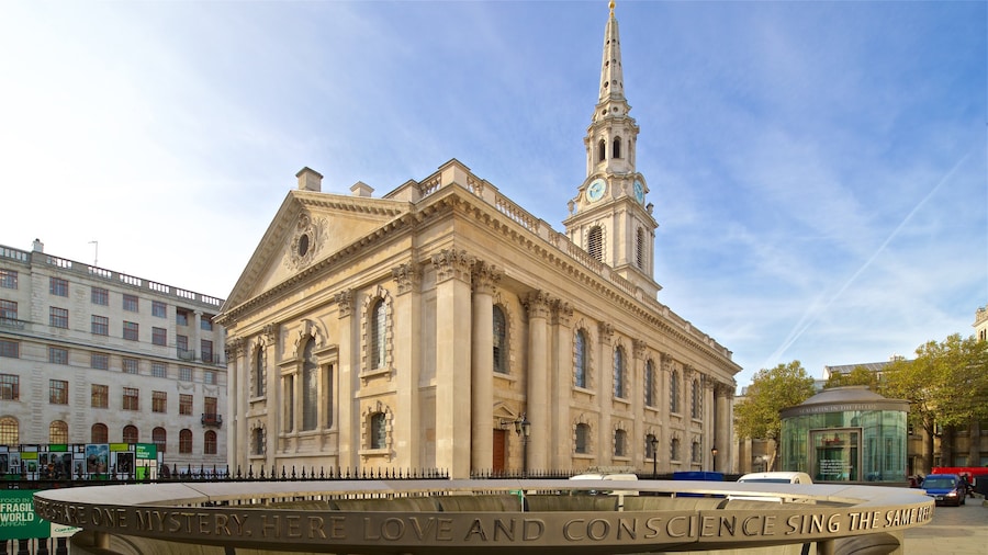 Iglesia de St. Martin-in-the-Fields ofreciendo arquitectura patrimonial