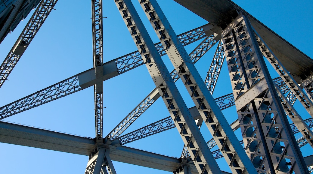 Sydney Harbour Bridge featuring modern architecture and a bridge