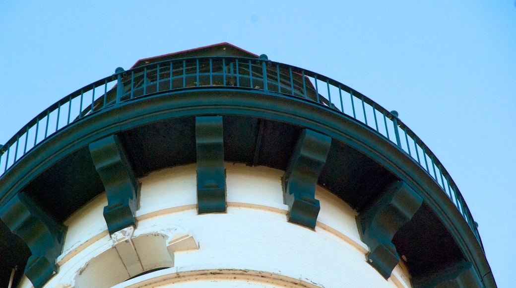 Wind Point Lighthouse som viser historiske bygningsværker og et fyrtårn