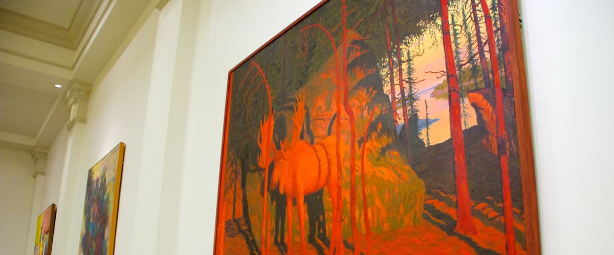 密爾瓦基公共圖書館 呈现出 內部景觀