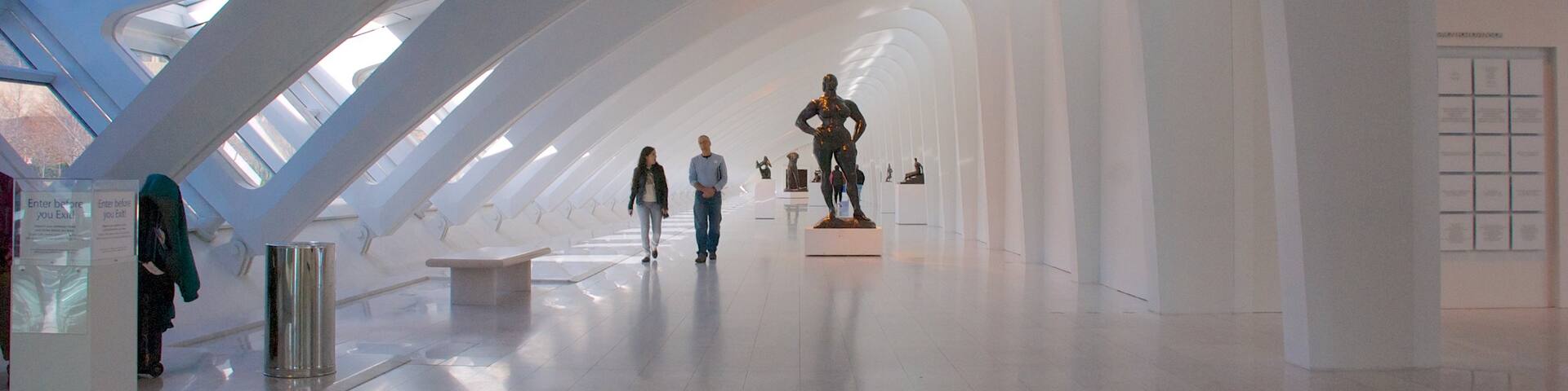 Milwaukee Art Museum showing art and interior views