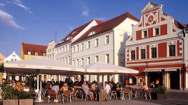 Cottbus toont straten, een huis en historische architectuur