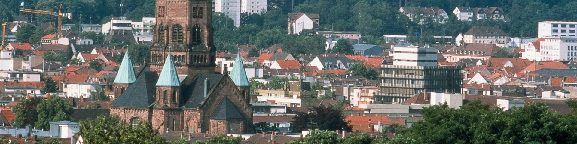 Kaiserslautern das einen Kirche oder Kathedrale, historische Architektur und Stadt