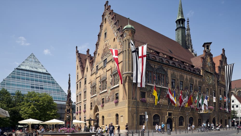 Ulm showing a square or plaza, a city and heritage architecture