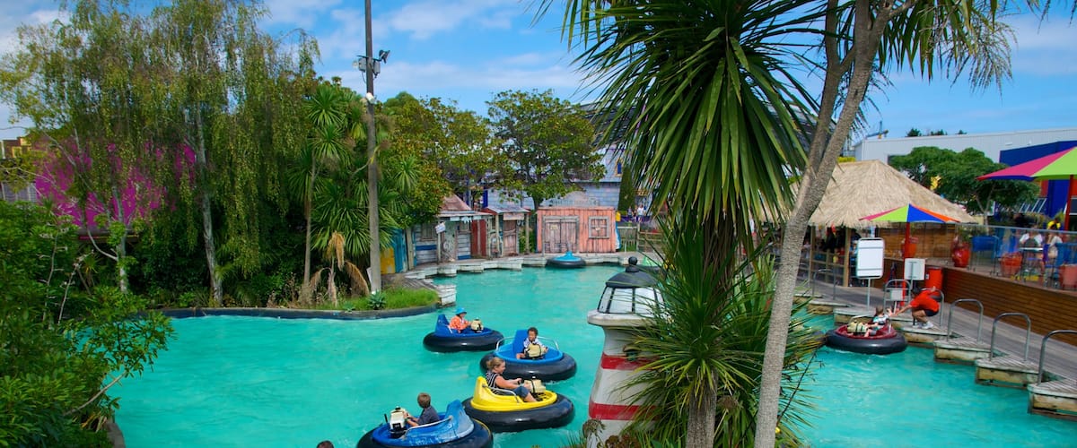 Rainbow\'s End which includes rides, a pool and a waterpark