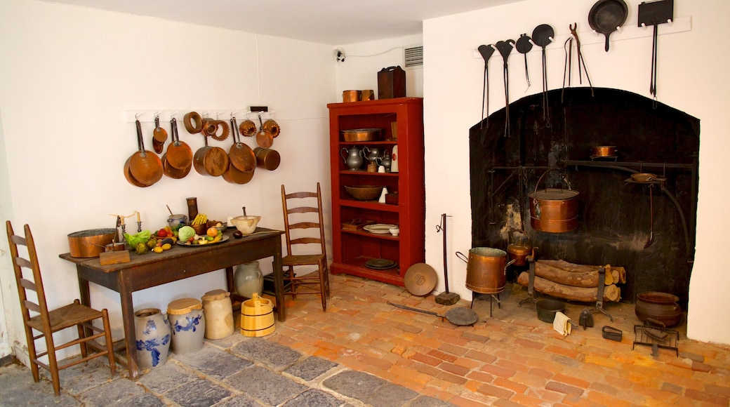 Moses Myers House featuring interior views