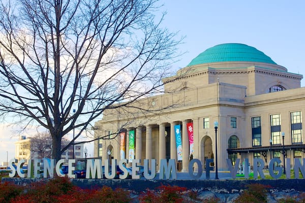 Science Museum of Virginia welches beinhaltet Beschilderung und Stadt