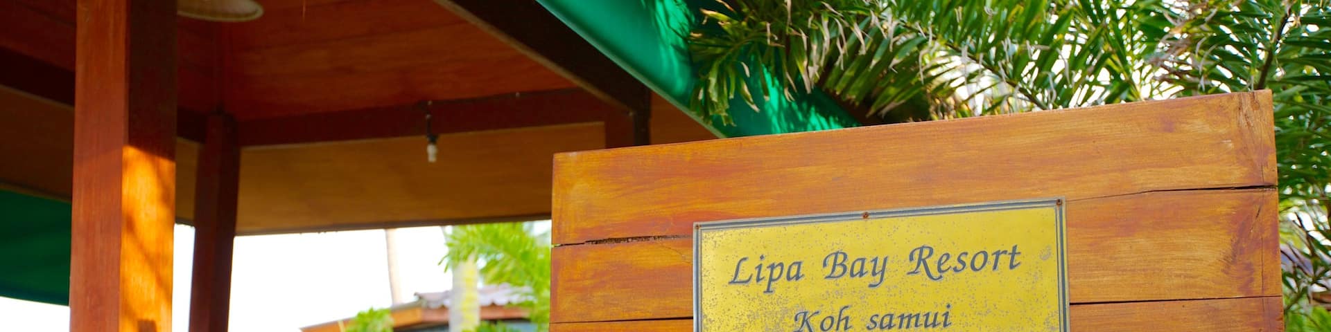 Ko Samui mit einem Luxushotel oder Resort und Beschilderung