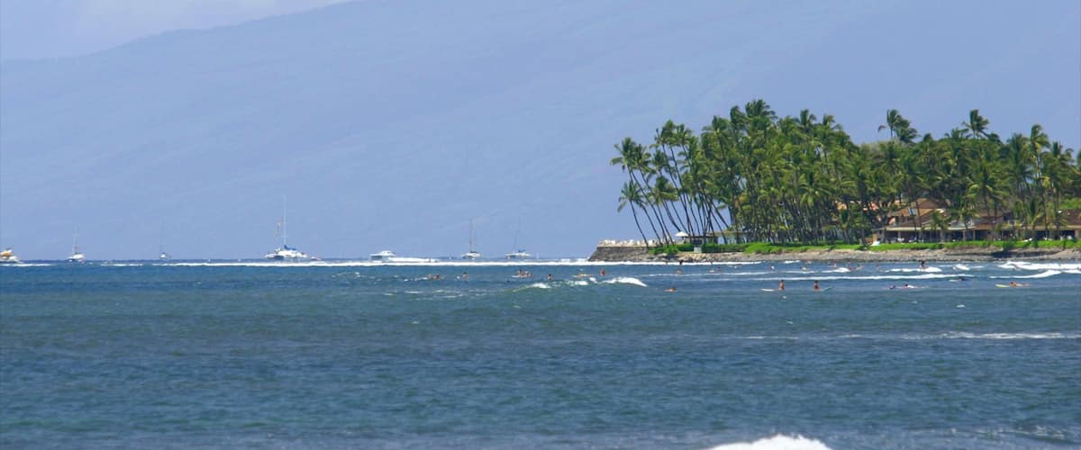 Lahaina which includes landscape views, tropical scenes and island images