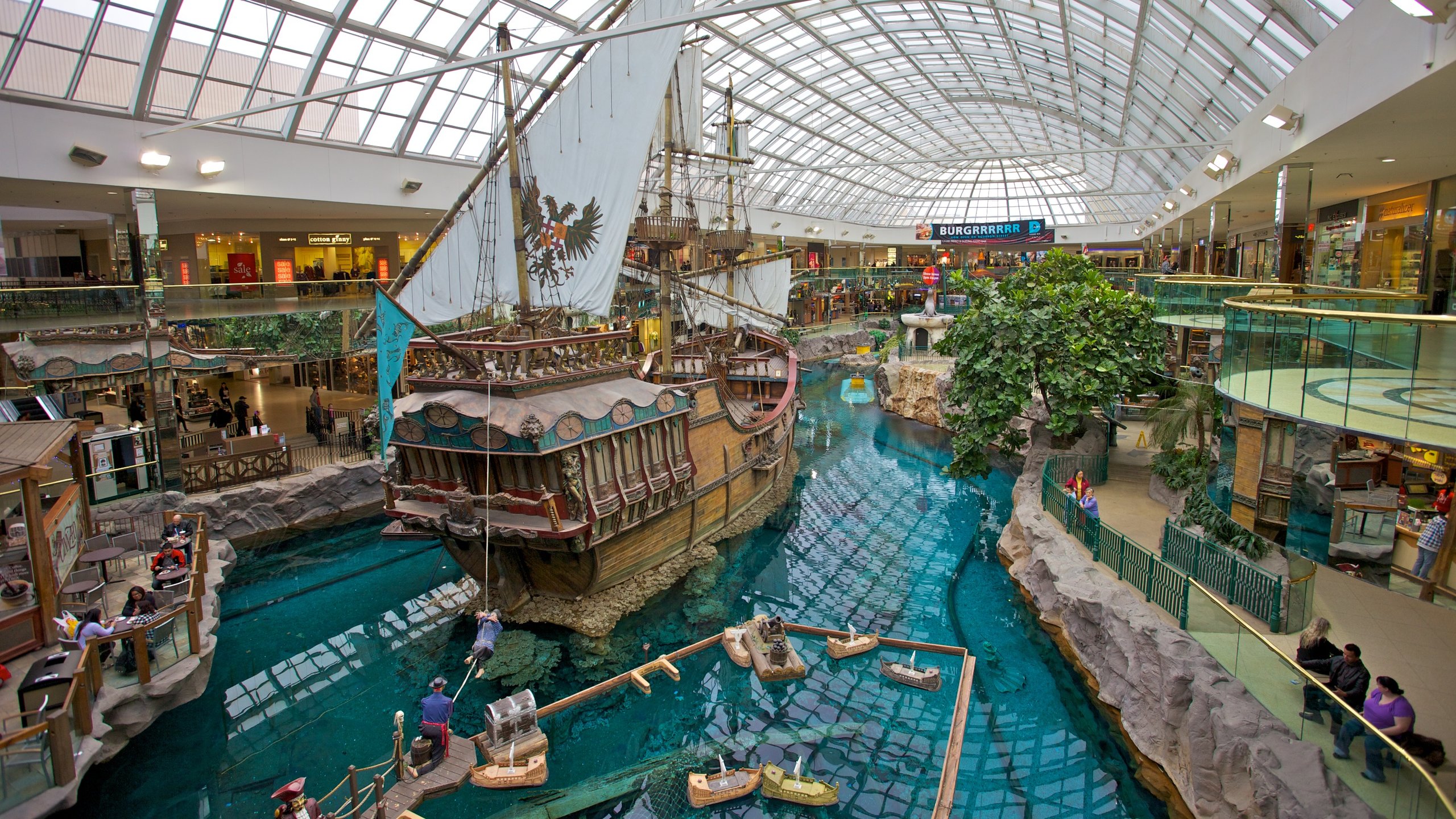 Family Friendly West Edmonton Mall Edmonton Vacation Rentals From C 