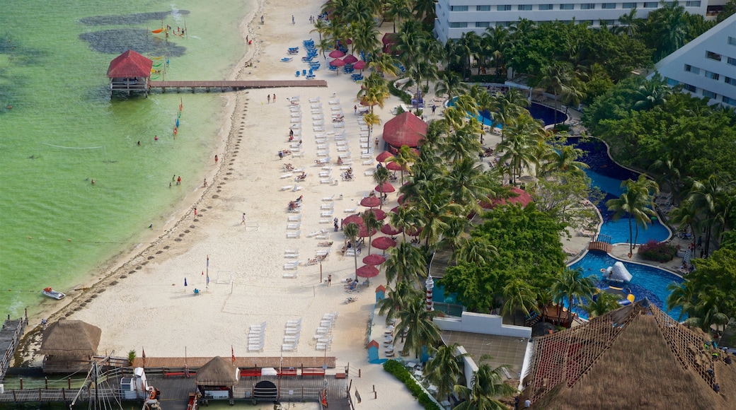 Torre Escenica som inkluderar ett lyxhotell, kustutsikter och en sandstrand
