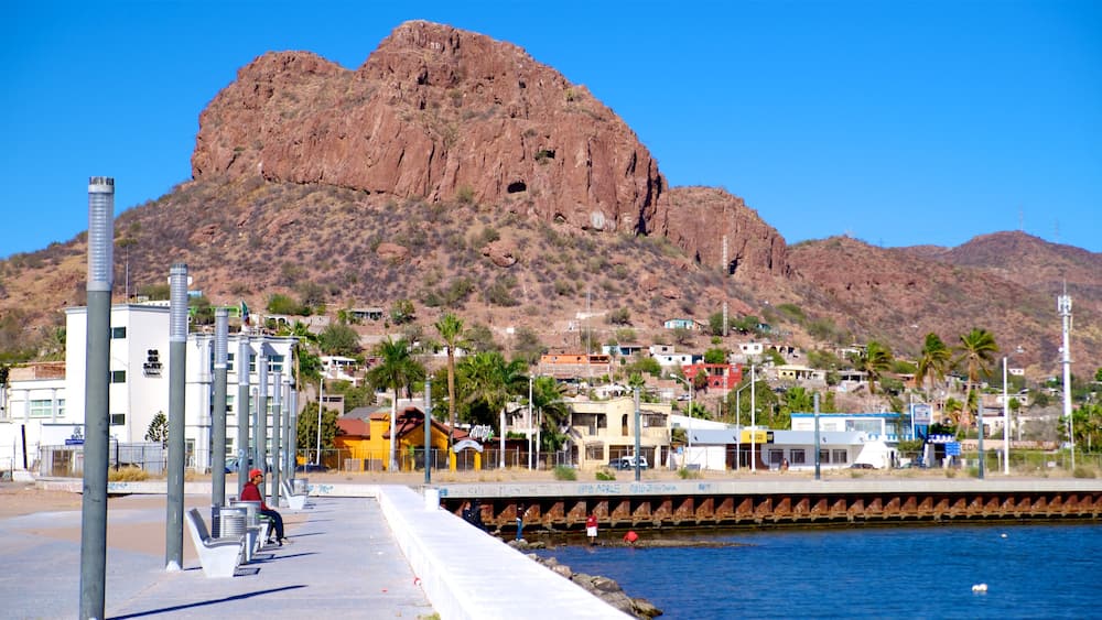 Mexico showing a small town or village and mountains