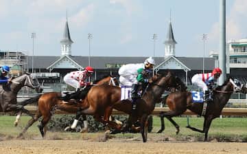 チャーチルダウンズ競馬場 サウス ルイビル エクスペディア チャーチルダウンズ競馬場 サウス ルイビル エクスペディア