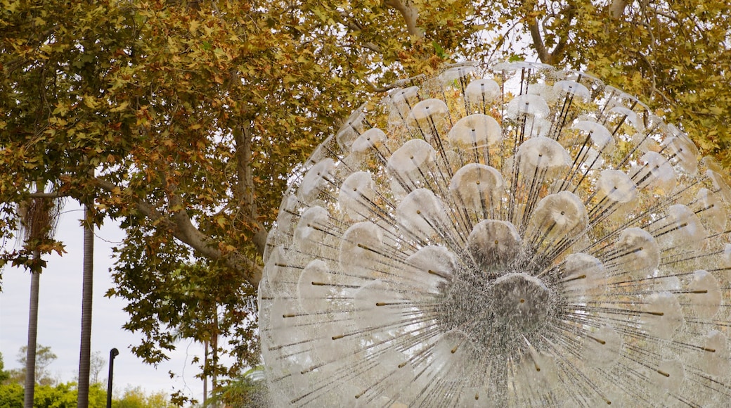 El Alamein Fountain som visar en fontän