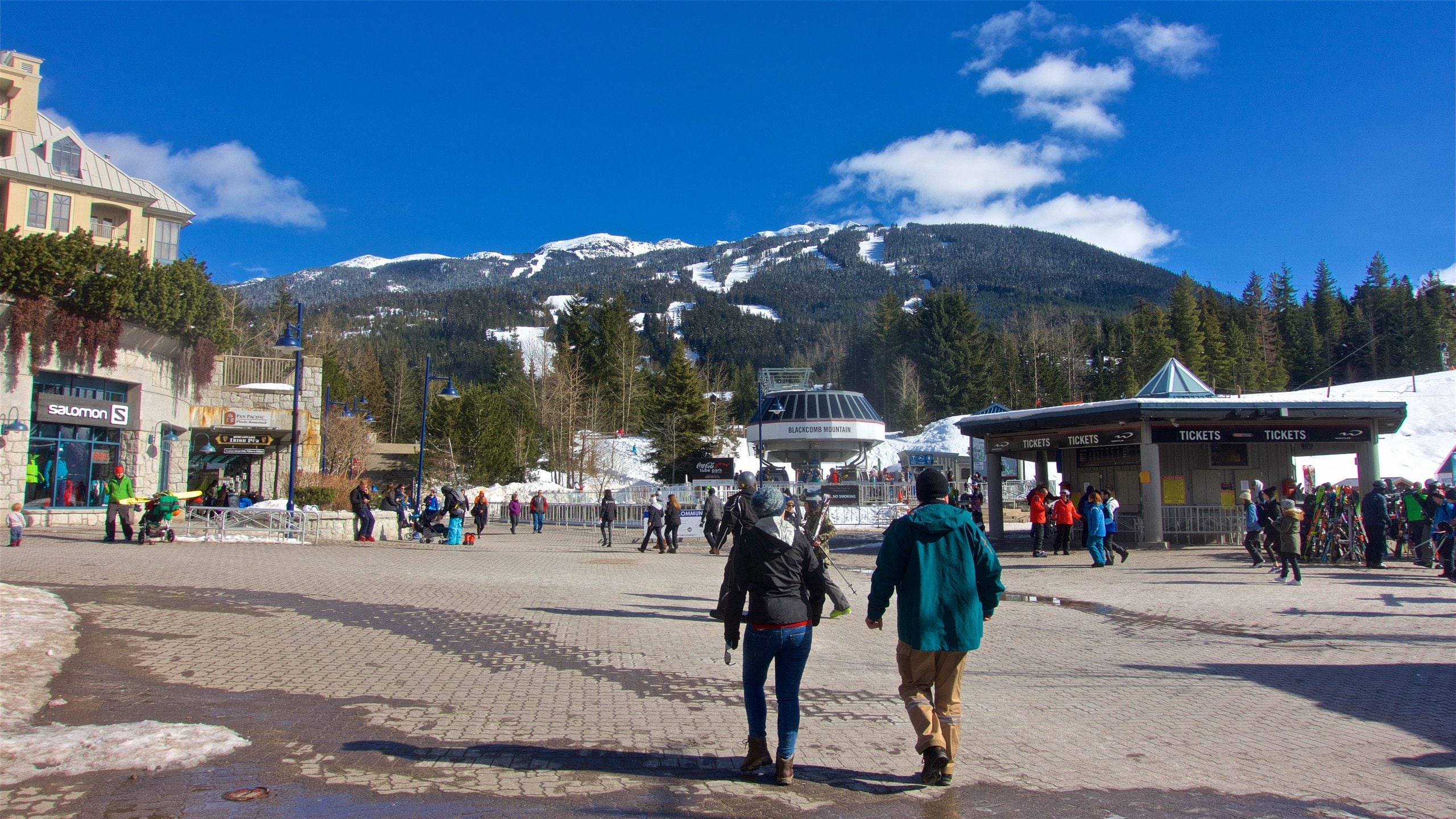Estación de ski Whistler Blackcomb y también una pareja