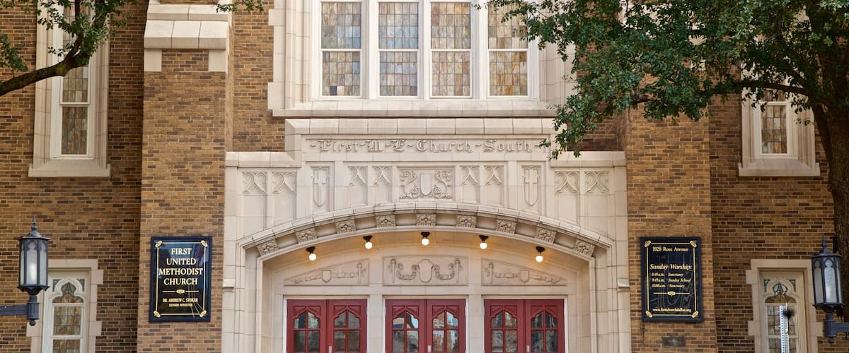 Dallas featuring heritage elements