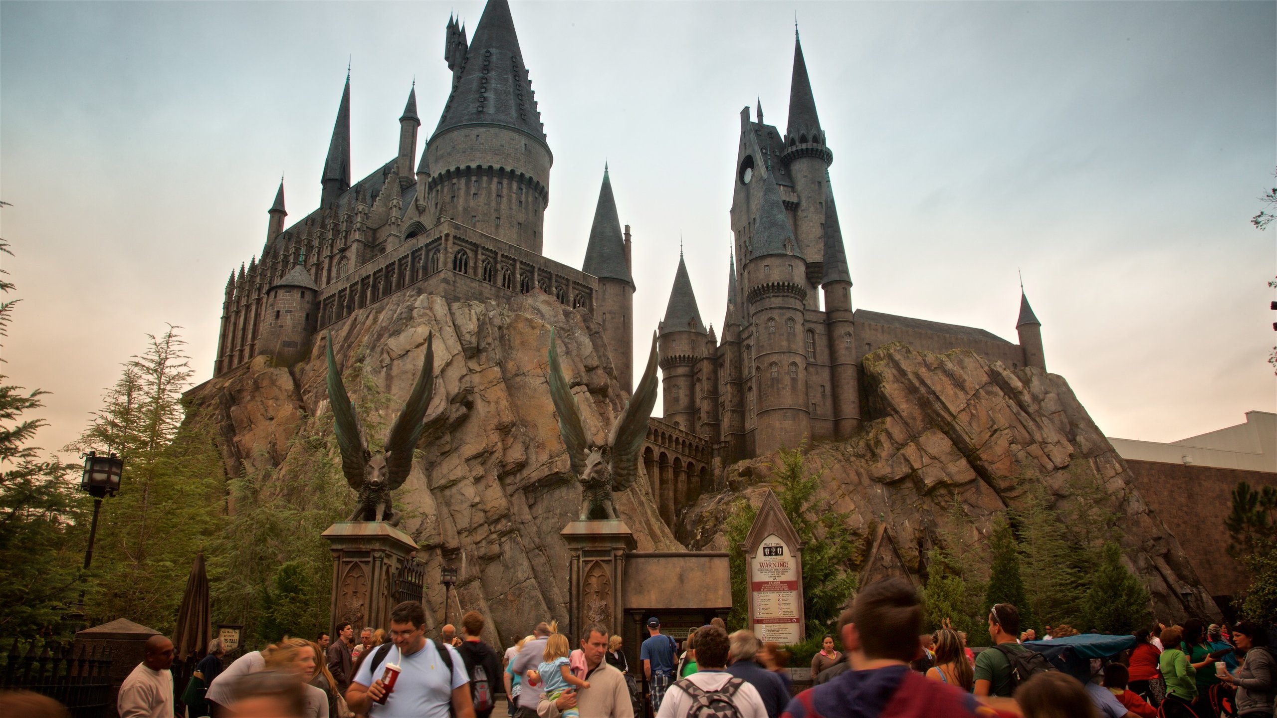 The Wizarding World of Harry PotterTM in Florida Center - Tours