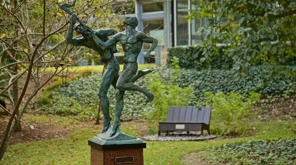 Umlauf Sculpture Garden and Museum showing a statue or sculpture and a garden