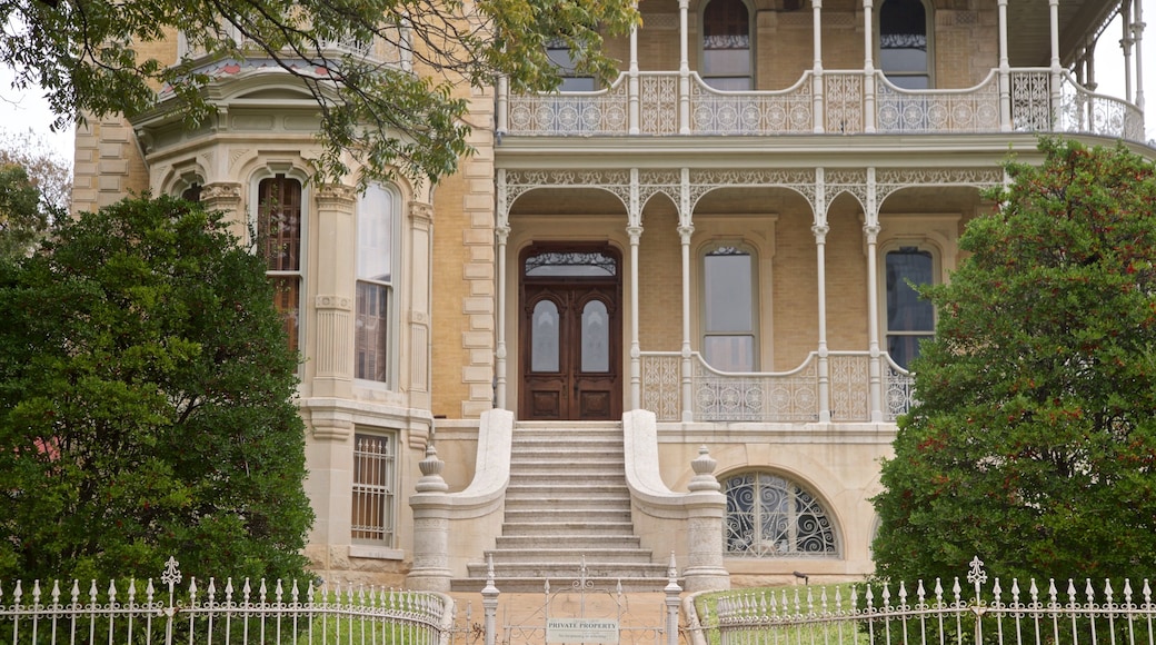 Bremond Block showing heritage elements and a house