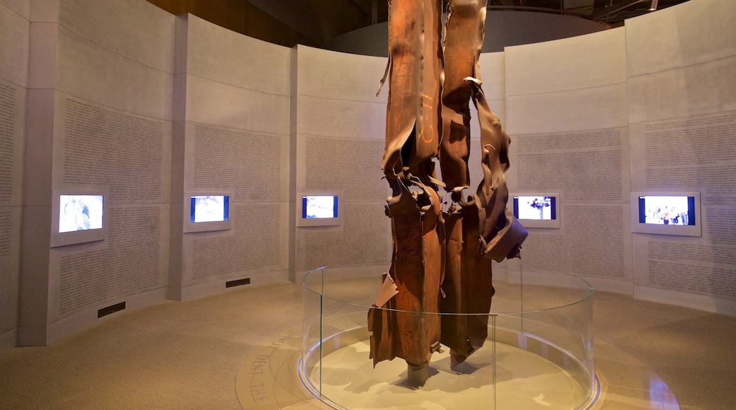 George W Bush Presidential Library and Museum caratteristiche di arte e vista interna