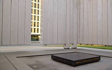 Visit John F. Kennedy Memorial in Dallas | Expedia