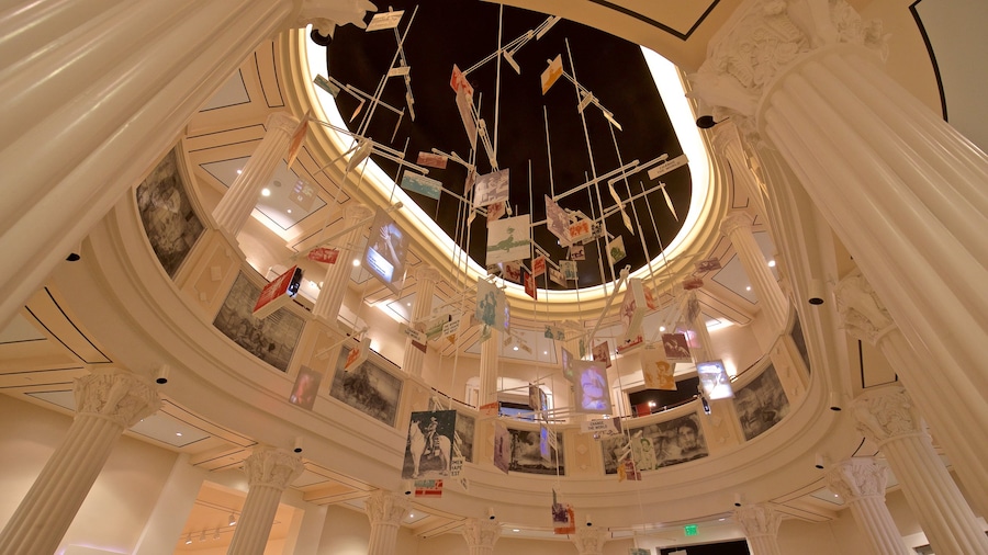 National Cowgirl Museum & Hall of Fame che include vista interna