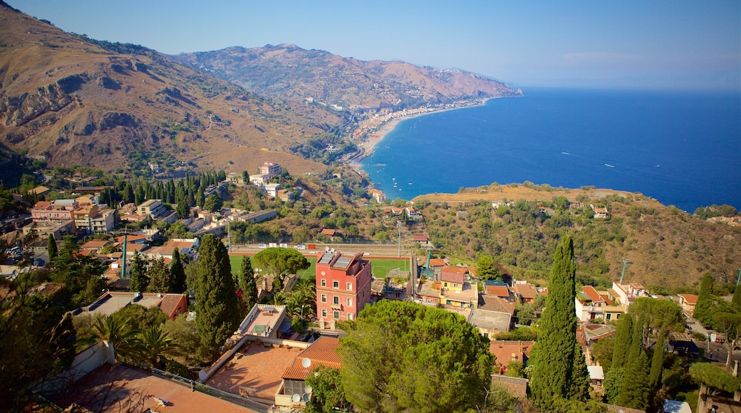 Taormina que incluye vistas generales de la costa, una ciudad costera y vistas de paisajes