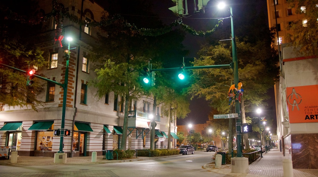 Lafayette ofreciendo escenas nocturnas