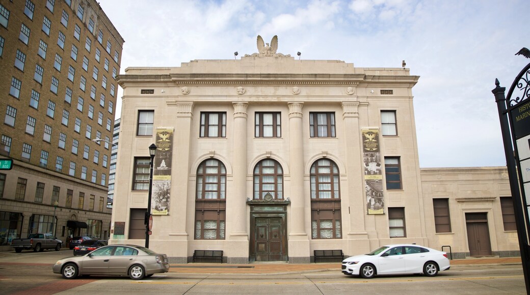 Lake Charles Historic District which includes heritage architecture