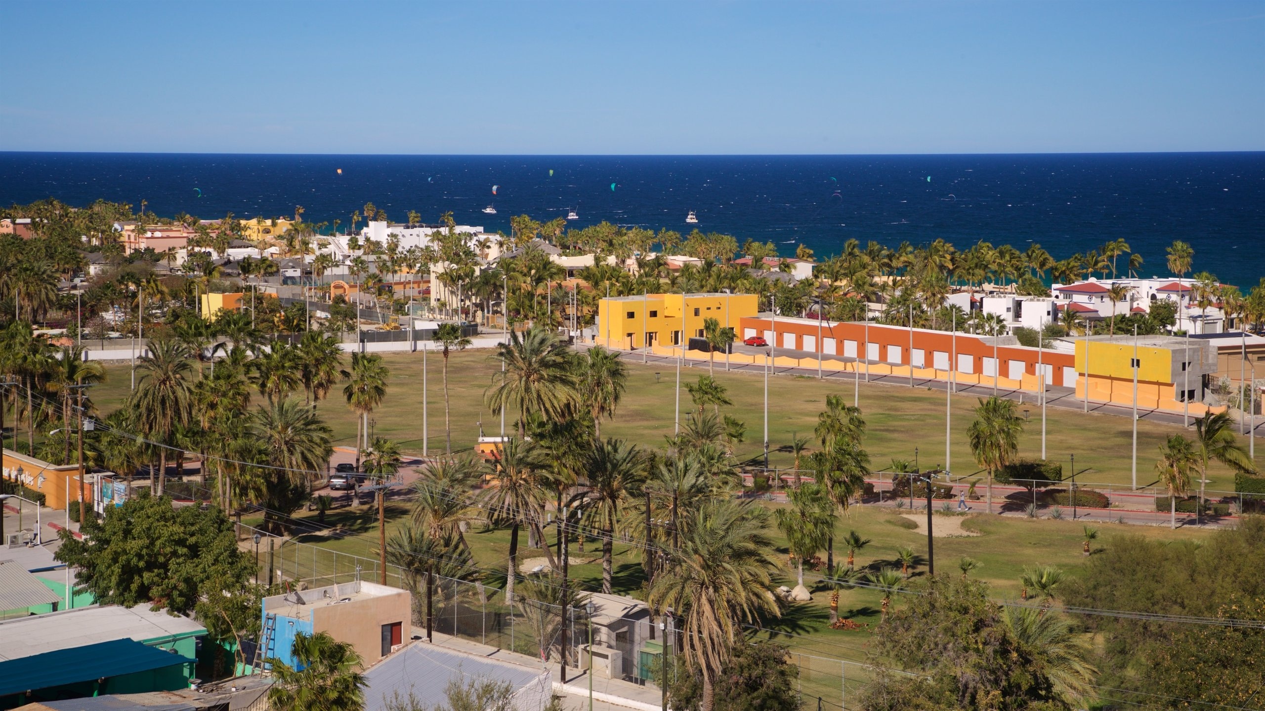 Los Barriles showing a garden, general coastal views and landscape views