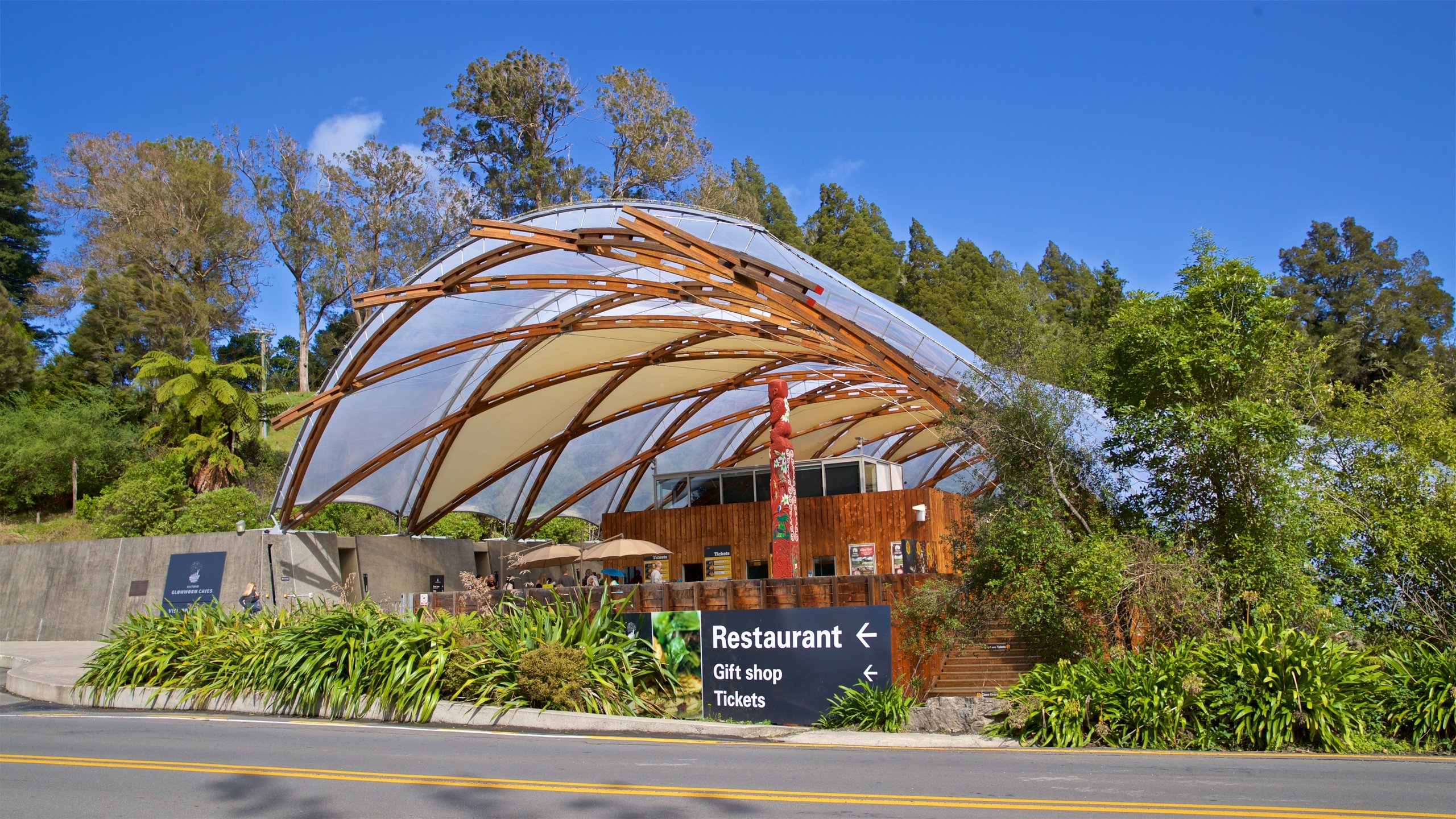 Waitomo Glowworm Caves featuring signage