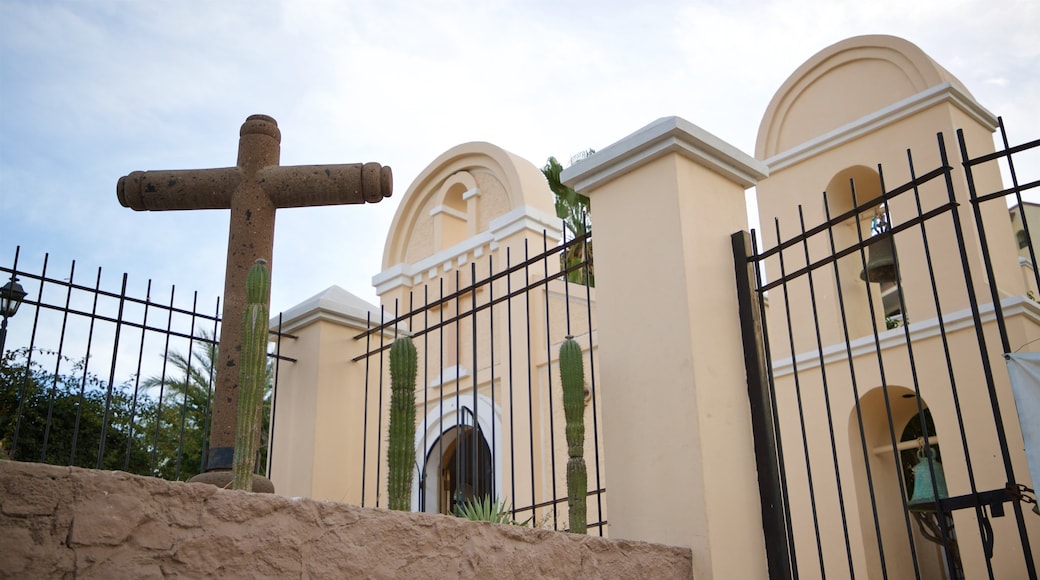 San Lucas Church featuring religious aspects and a church or cathedral