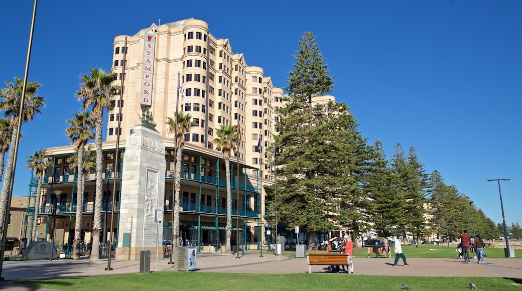 Glenelg Beach which includes a hotel