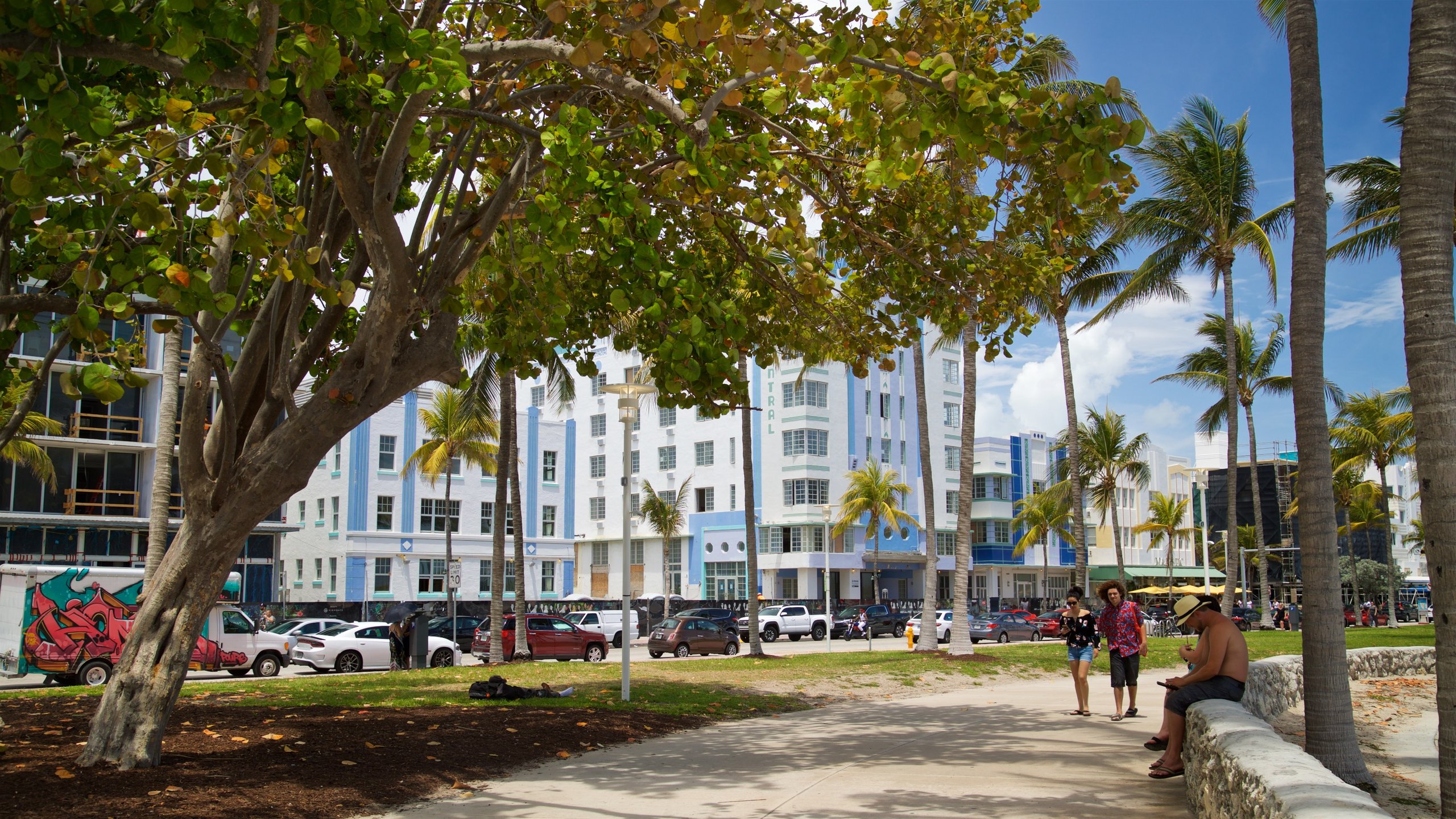 Beach Park Hotel  Ocean Drive Mediterranean-style Hotel