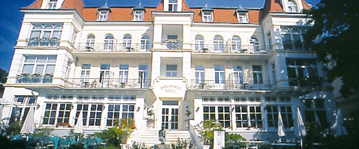 Heringsdorf showing a hotel and heritage architecture