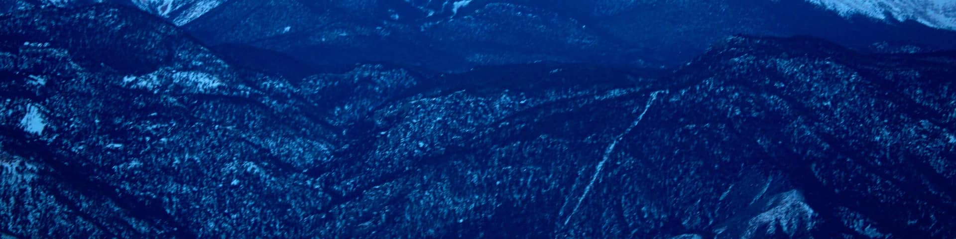 Pikes Peak which includes landscape views and mountains