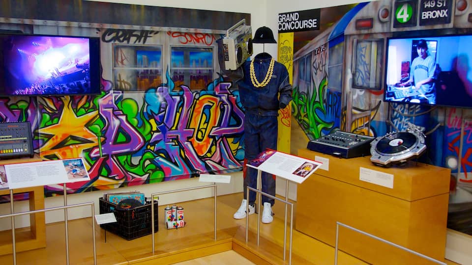 Musical Instrument Museum featuring music and interior views