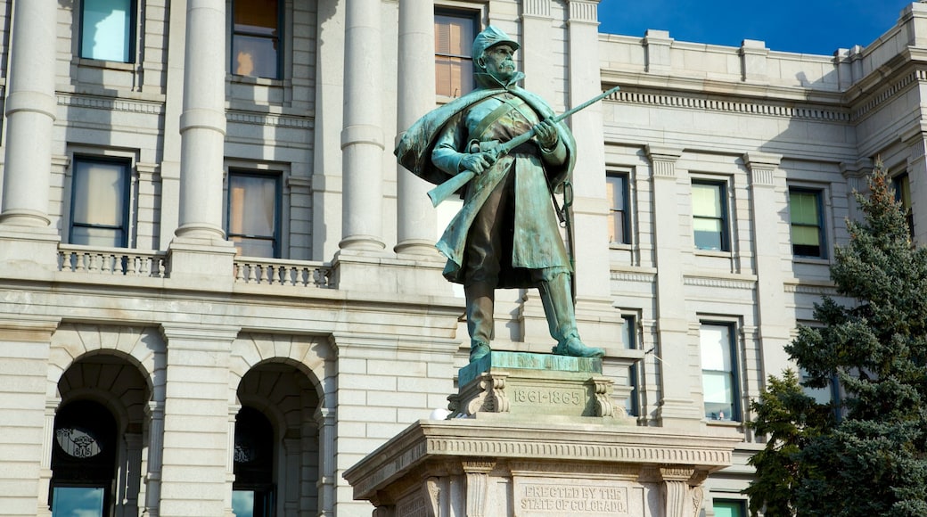 Golden Triangle mit einem historische Architektur, Statue oder Skulptur und Outdoor-Kunst