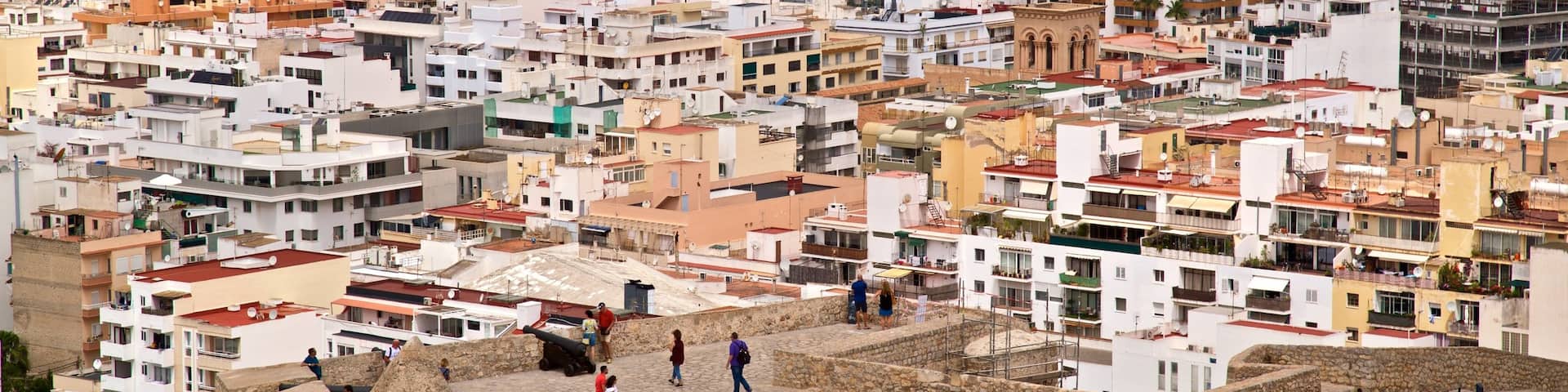 Baluard de Sant Jaume featuring a city