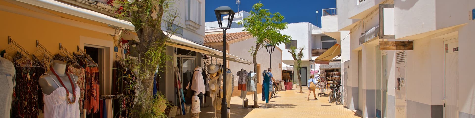 Sant Francesc Xavier featuring markets