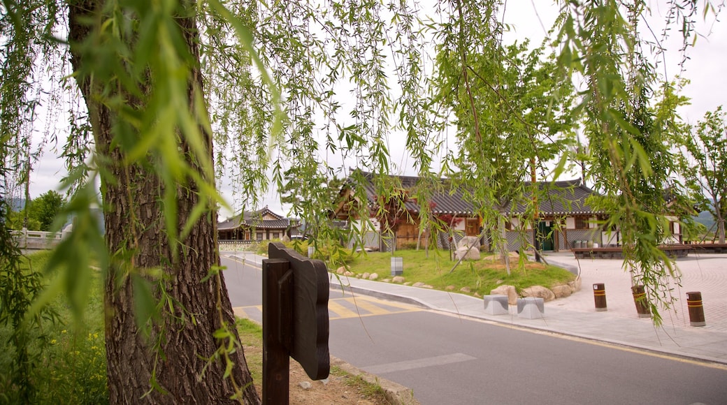 Gyeongju Gyochon Traditional Village