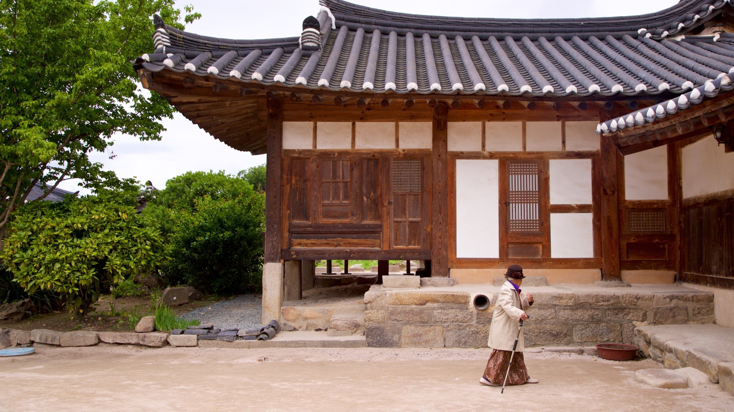 Gyeongju Gyochon Traditional Village Tours - Book Now | Expedia, image size:2560x1440