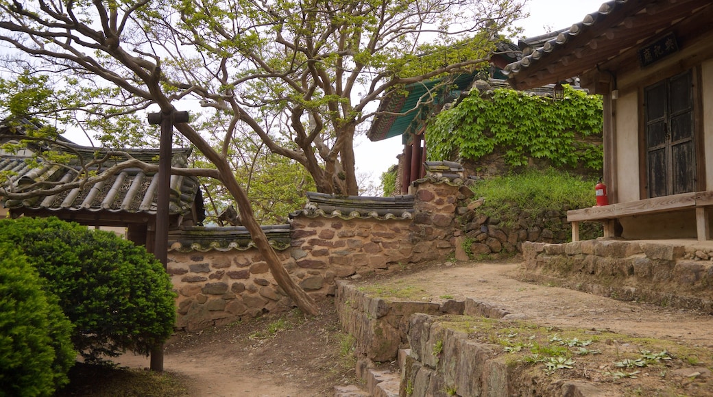 Byeongsanseowon Confucian Academy