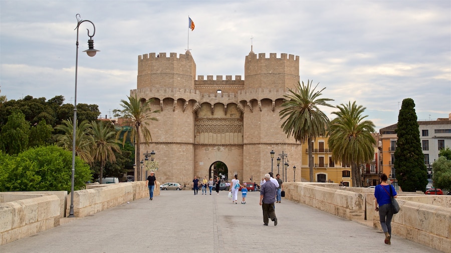 Tours de Serranos