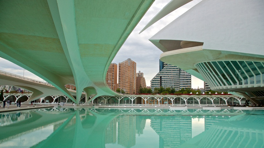 Camins al Grau featuring a pool
