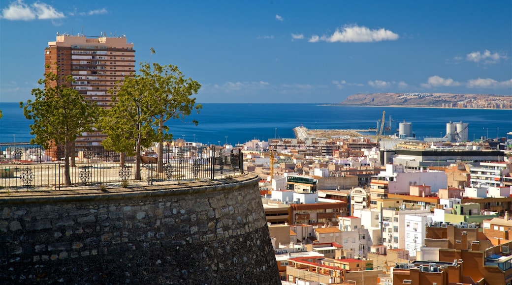 San Fernando Castle showing a coastal town, landscape views and views