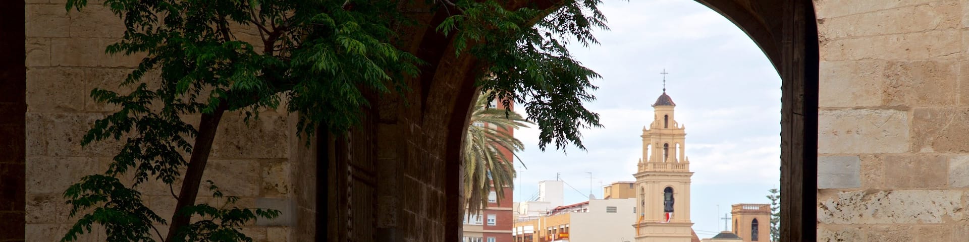 Serranos Towers