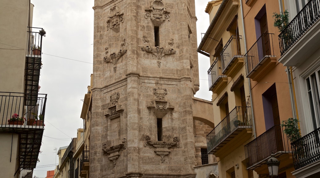 Iglesia y torre de Santa Catalina