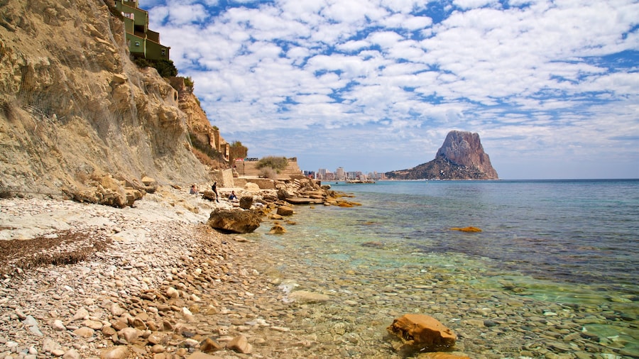 Cala La Manzanera featuring rugged coastline, general coastal views and a pebble beach